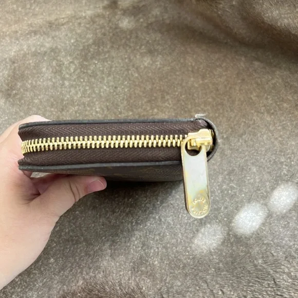 LOUIS VUITTON Zippy Wallet Long Monogram - Picture 5 of 14